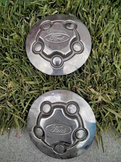 1(contact info removed) Ford Police Crown Victoria CENTER CAP 1(contact info removed) Ford Ranger WHEEL COVER
