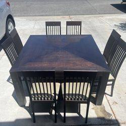 Dinning Table