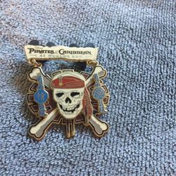 2007 Disneys Pirates of the caribbean at worlds end trading pin