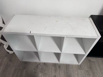 6 cube white kallax