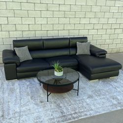 *Free Delivery* Modern Sectional Couch Sofa 