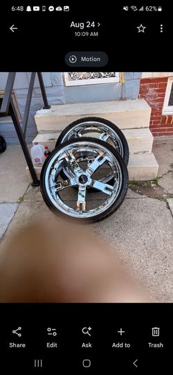 22 inch  rims.
