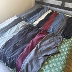Lululemon men’s clothes size XL excellent condition