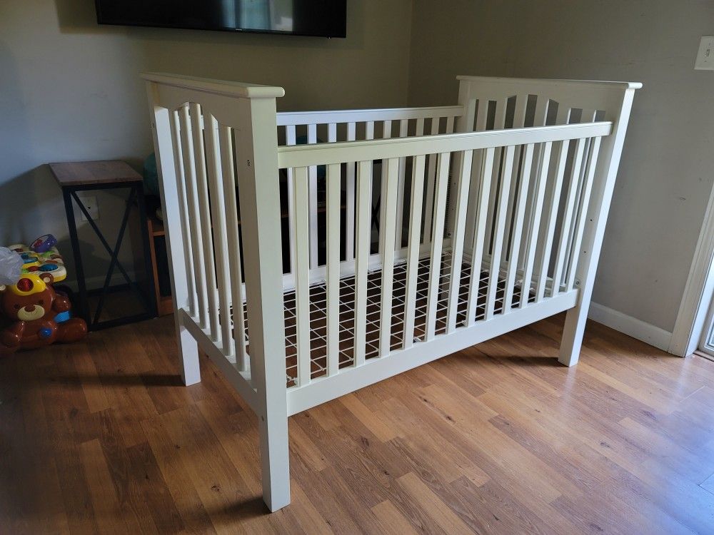 Cribs And Matress For Baby.
