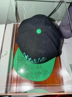 Auto graphed stars hat
