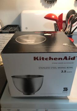 Small kitchen aid mixer bowl