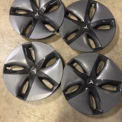 Tesla 18in Model 3 Wheel Covers 