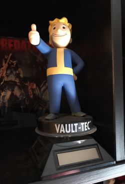 Vault boy with rotating display
