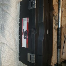 HUSKY TOOL BOX 26  X  12 Como Nueva 