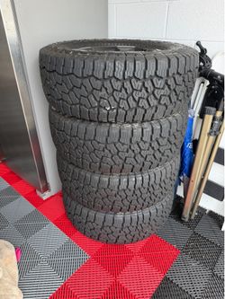 Jeep gladiator tire set of 4