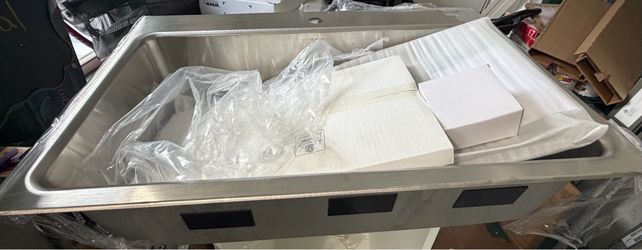 Kohler Sink -33inch