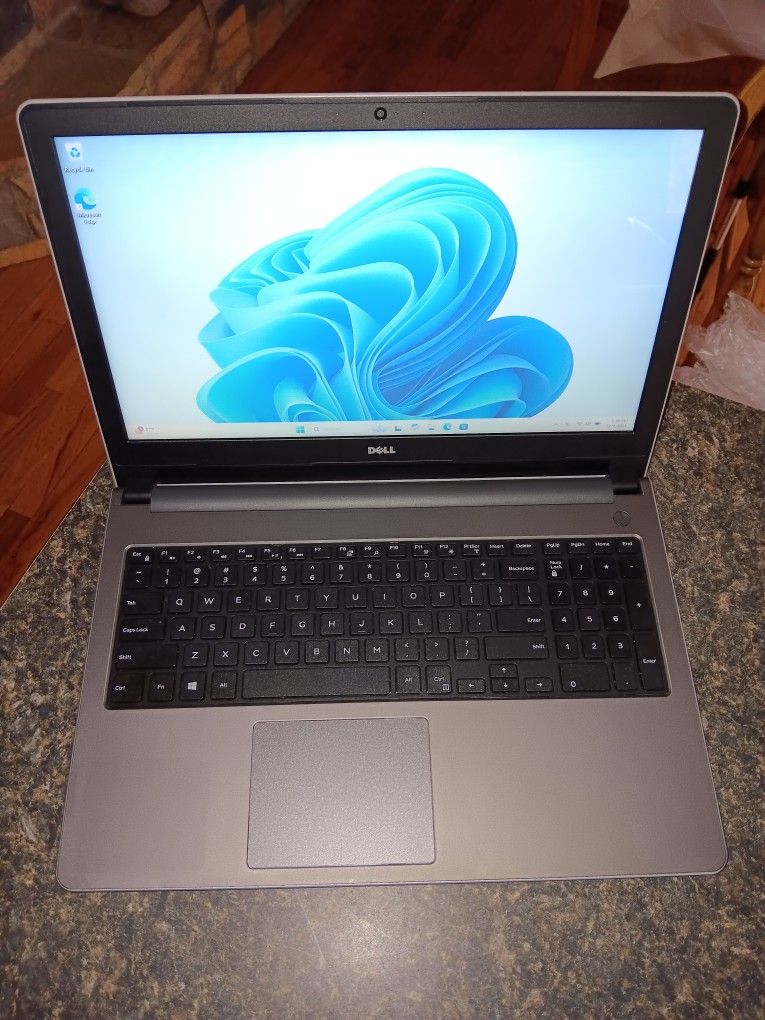 Dell Inspiron 5559 Laptop