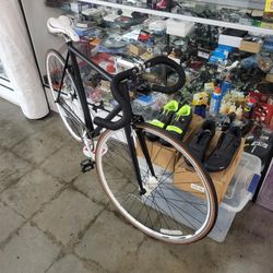Fixed Road  Bike 700 Size 54cm  Good Condition Everything Works Fine 