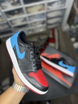 WMN Air Jordan 1 Low - NC To CHI