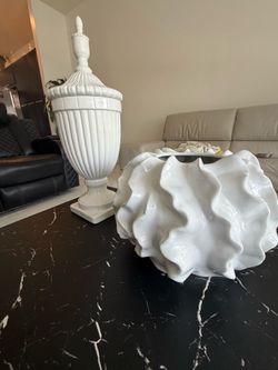 Two decorative ceramic vase