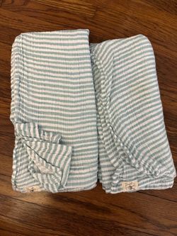 Muslin Swaddle