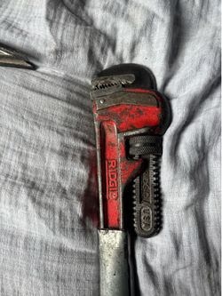 heavy duty rigid pipe wrench