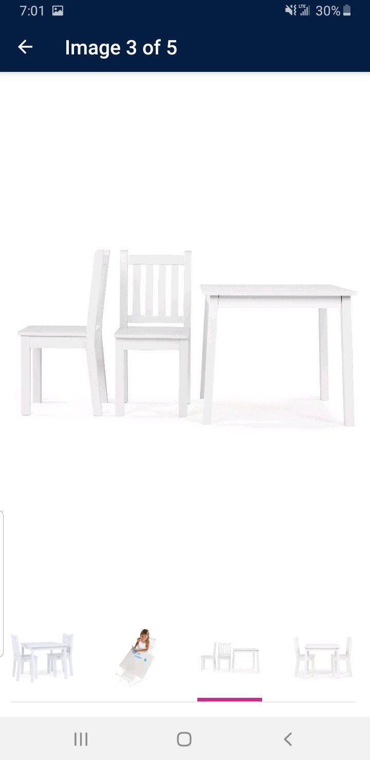 Kids table + 2 chairs