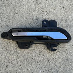 TESLA MODEL 3 RIGHT PASSENGER DOOR HANDLE FRONT OR REAR 2017 - 2023 Used Original 