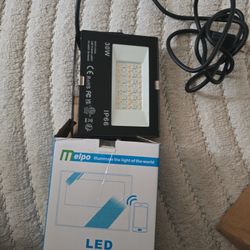 Madewell Living 2-Pack 30W LED Flood Lights Outdoor – 5400 Lumens Super Bright Security Lighting, IP66 Waterproof, 5000K Daylight – Energy-Efficient O