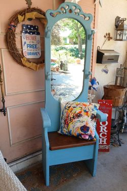 Vintage  Halltree