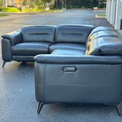 Couch/Sofa Sectional - Leather - Recliners - Delivery Available 🚛