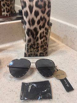 Quay Australia x Jaclyn Hill sun glasses.
