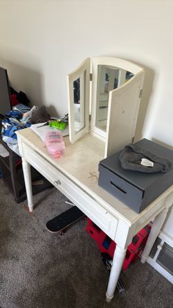 Makeup Vanity