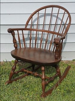 Vintage Nichols & Stone Maple Claw Arm Rocking Chair Toddlers Low Profile