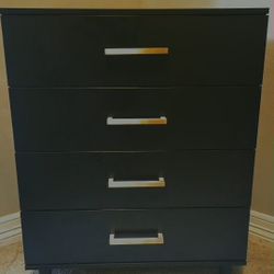 Black Bedside Dressers 