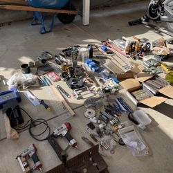 Tools! ¡Herramientas! Prices Vary