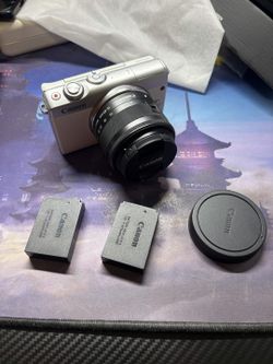 Canon EOS M100 White Mirrorless 24.1MP Touchscreen w/ 15-45mm Lens