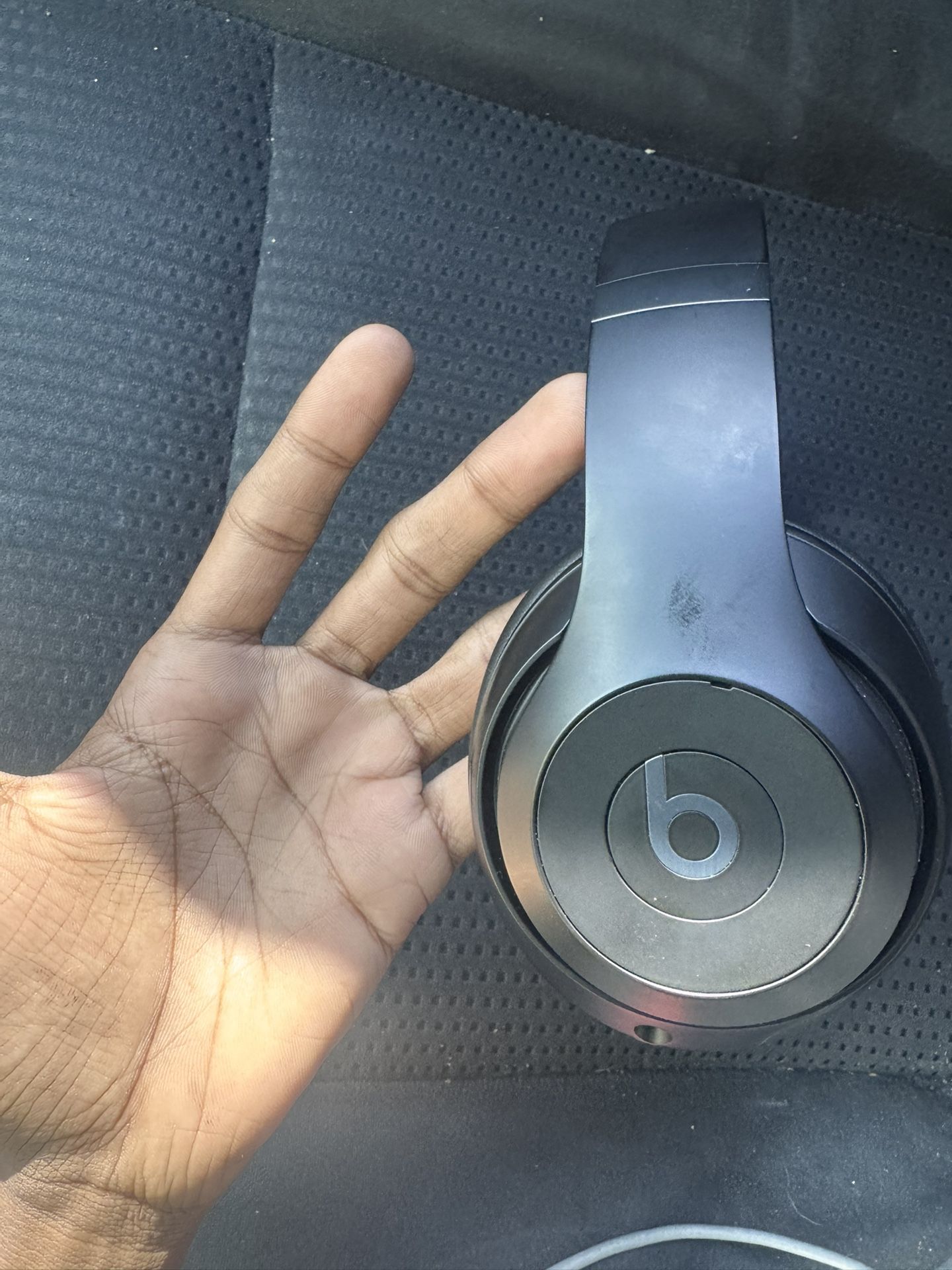 Beats Studio Pro