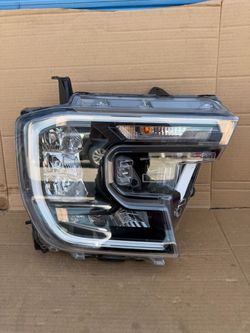 2024,2025,2026 Ford Ranger Headlight LED/Foco Delantero LED Rh Passenger Oem,Original  See Pict Ask