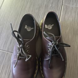 dr martens leather chunky platforms size 6 in women