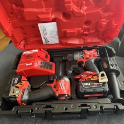 Milwaukee 2 Tool Set 