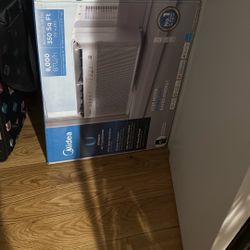 Brand New Midea 8000 BTU Air Conditioner 