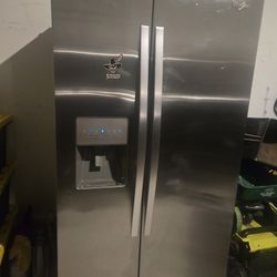 Stainless Steel Fridge Whirlpool Side By Side 28 Cu Ft