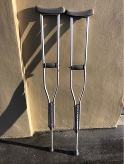 Pair of crutches - used once