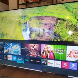 80" Samsung Chrystal Smart Tv 4k Great Condition Like New Come With Original Remote Has Legs Great Quality Pic No Scratch 