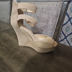 Womens Shoes Size 10