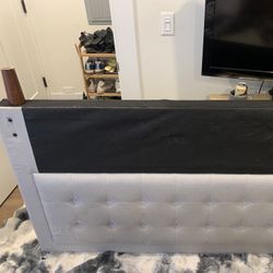 FREE Queen Bedframe 