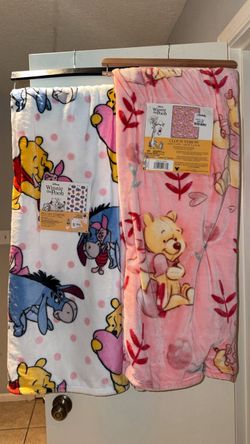 2pk Valentines Winnie The Pooh Throws