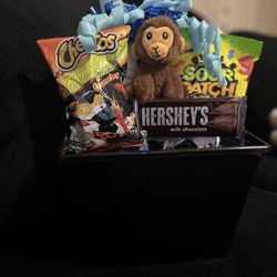 Monkey Candy Basket 