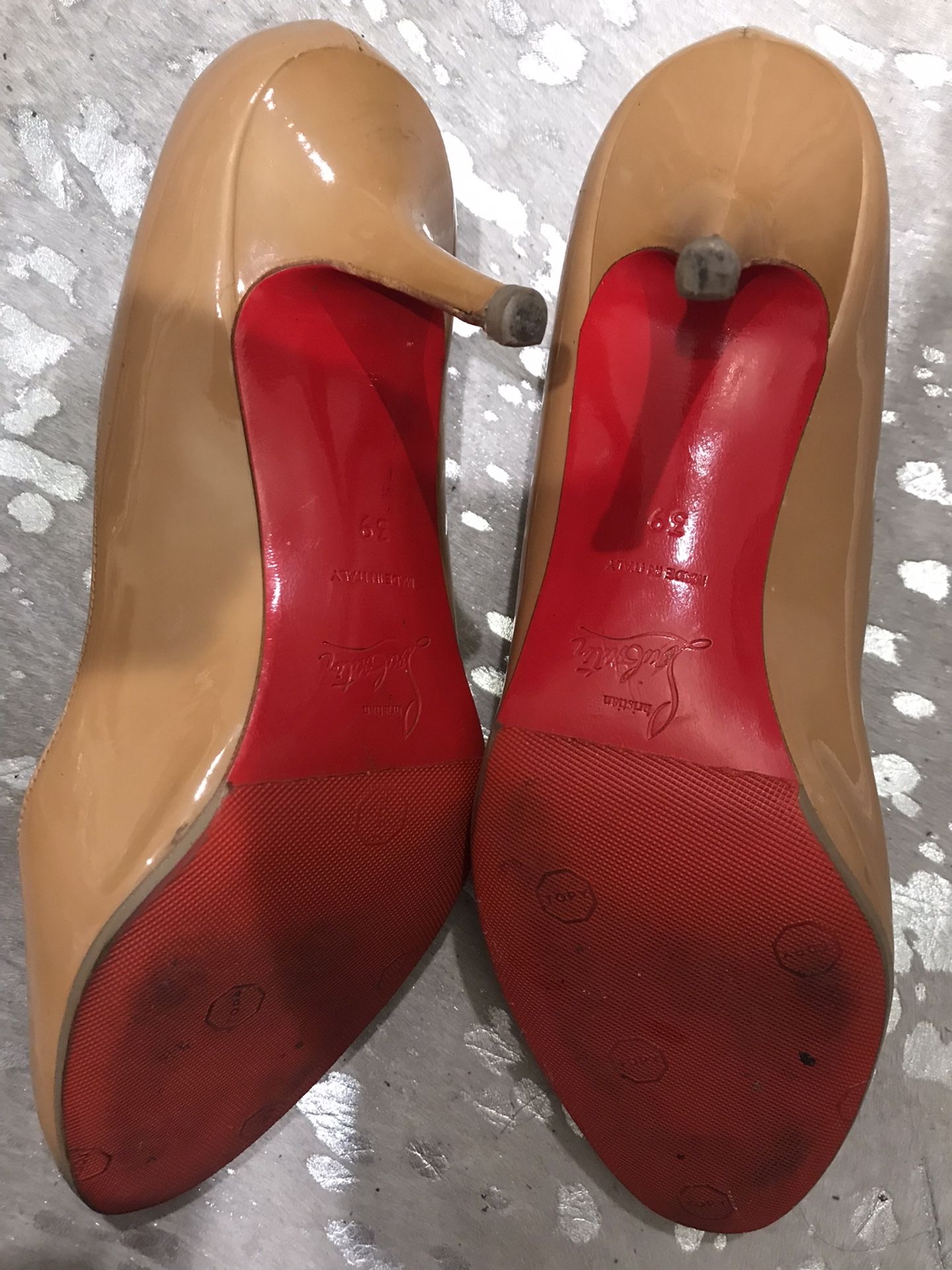 Gorgeous Leather Pumps 7.5