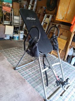 Inversion table