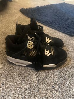 Boys shoes