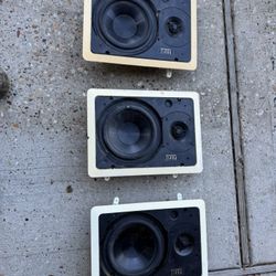 Phase Technologies in Wall Speakers Qty 3
