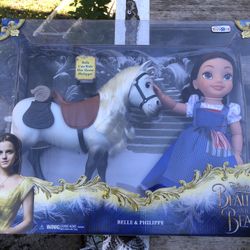 Toysrus Exclusive Disney Beauty And The Beast Belle And Philippe