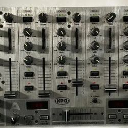 Behringer - VMX1000 Professional Dj Mixer